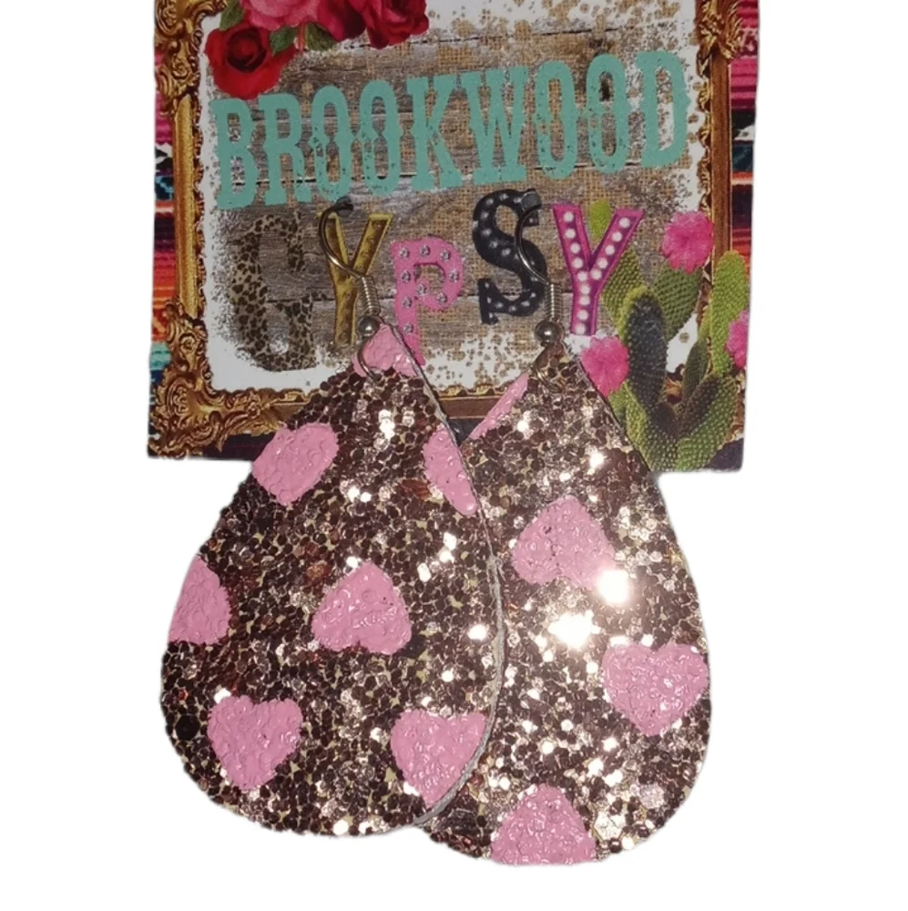 Gold glitter earrings with pink heart pattern - Picture 1 of 1